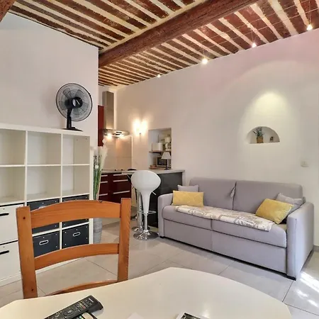 Apartment The Cassidaine Getaway Hyper Center Studio 2 Pers Cassis